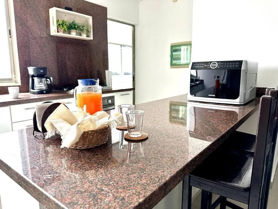 3Br Beautiful Condo With Pool Gym & Great Location Cancun Mexico
